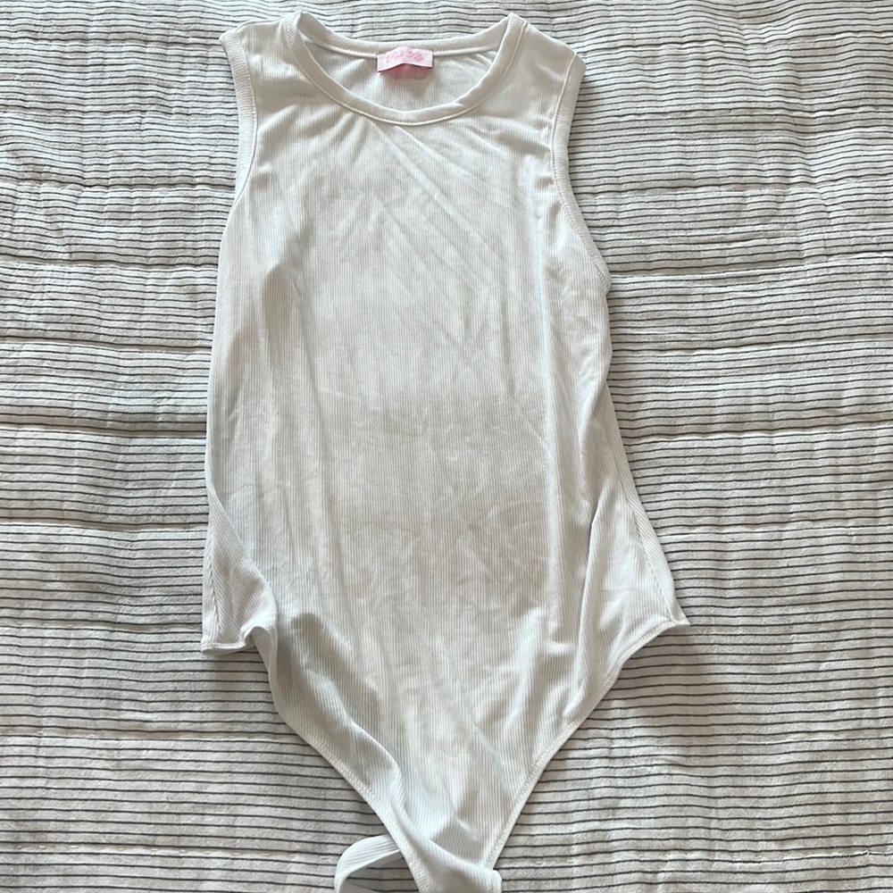 Pink Lily Bodysuit Size Large